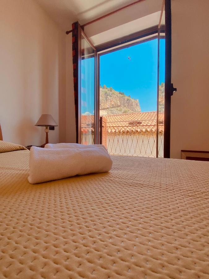 Alberti'S House Cefalu Exterior photo